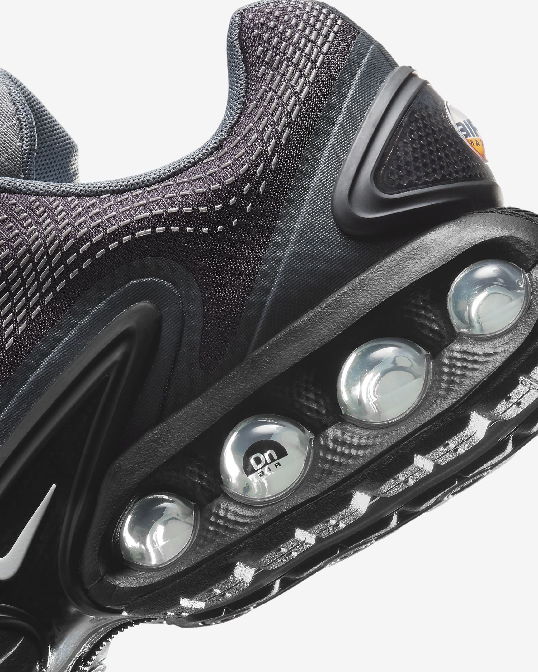 Nike Air Max DN Winterized Shoes